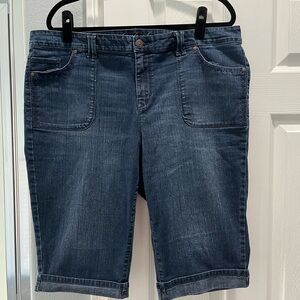 Gloria Vanderbilt Bermuda Shorts